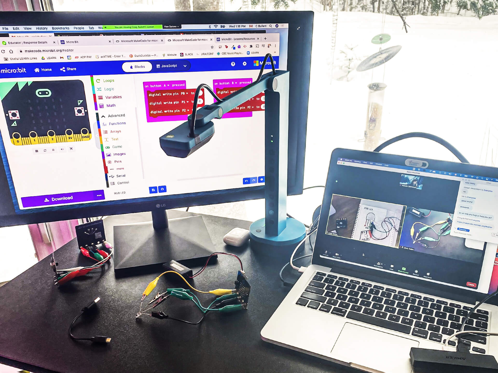 Création d'un campus virtuel et de hackerspaces en ligne grâce aux visualiseurs