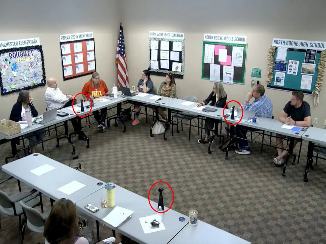 North Boone School District × VOCAL HUB : Une mise à niveau audio sans fil fiable pour les réunions du conseil scolaire